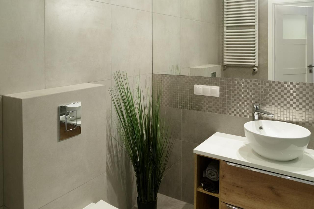 Modern Silver Apartment Krakow Exterior photo
